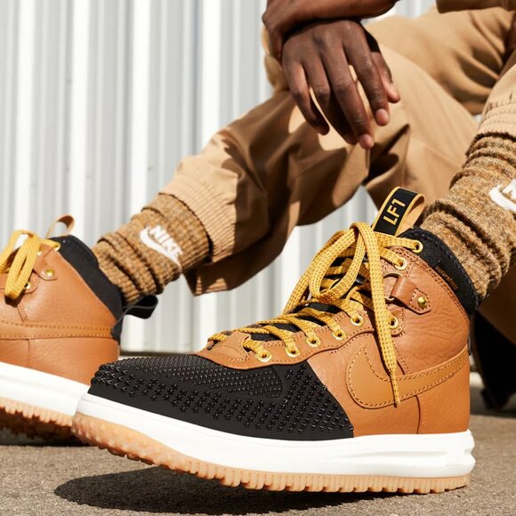 Nike Lunar Force 1 - Men\'s Winterized Duckboot in Ale Brown/Goldtone/Black main image 8